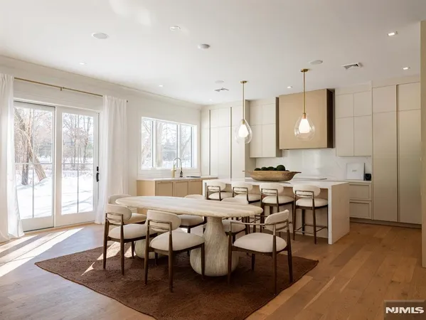 $2,300,000 | 16-18 Paris Avenue, Unit 1, Northvale, NJ 07647