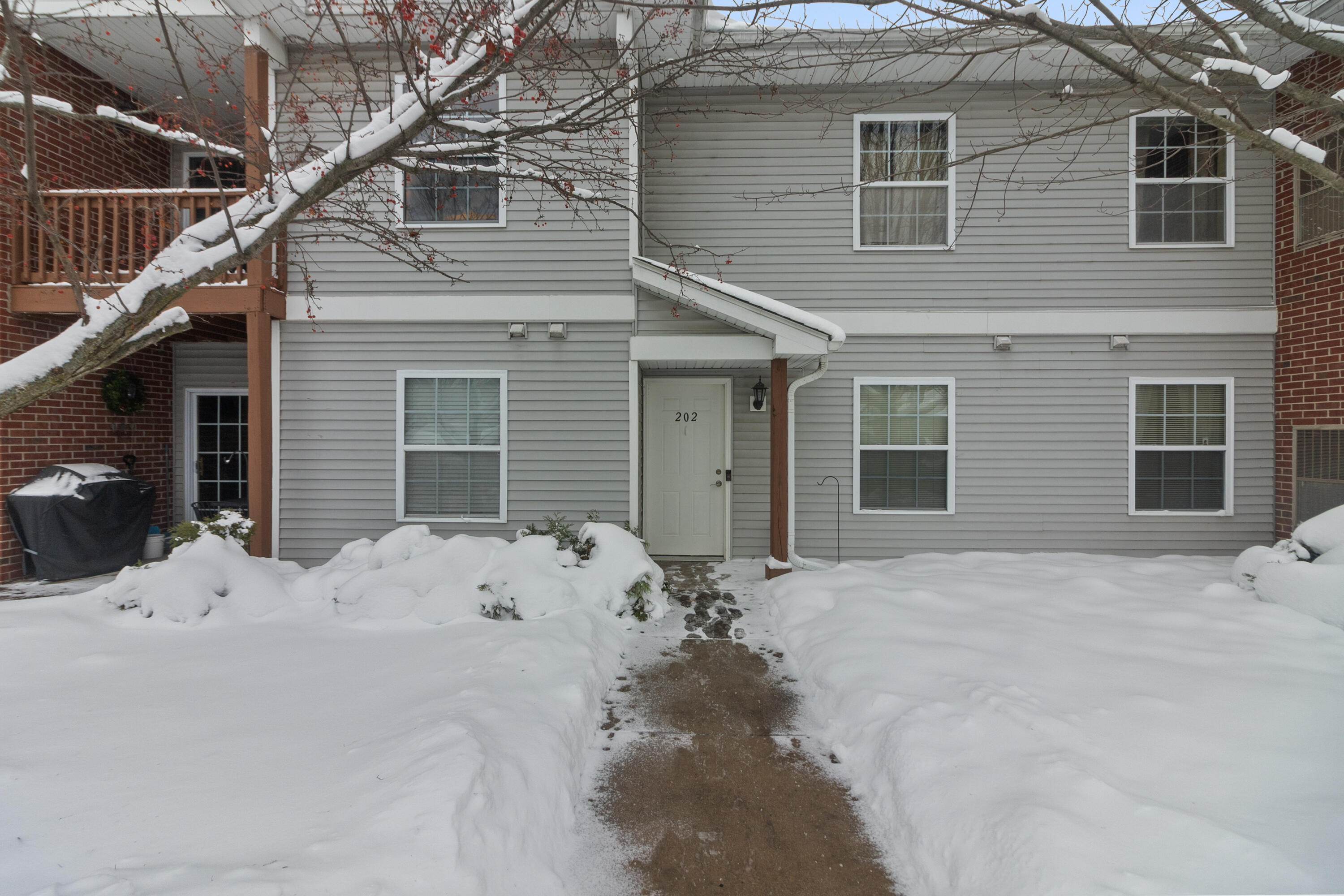 210 Remer Rd. # 202, Elkhorn