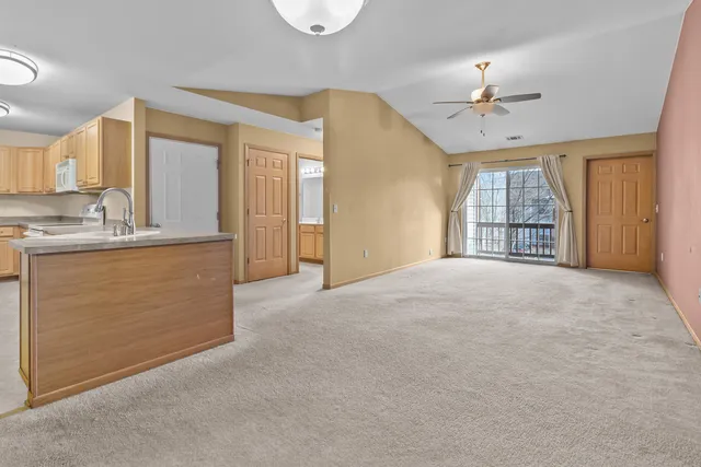 $219,900 | 210 East Remer Road, Unit 202, Elkhorn, WI 53121