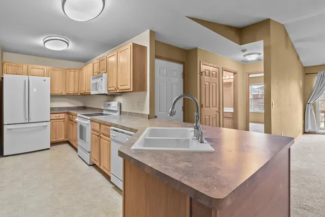 $219,900 | 210 East Remer Road, Unit 202, Elkhorn, WI 53121