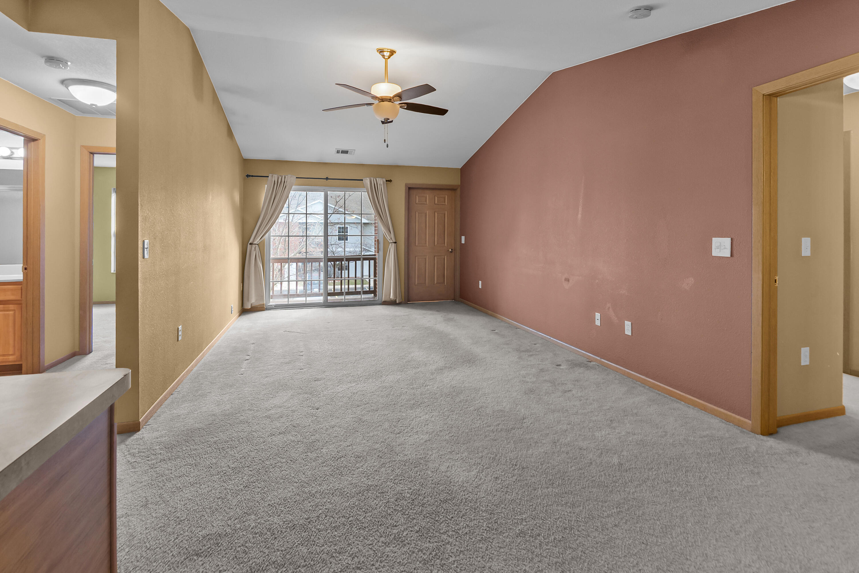 210 East Remer Road, Unit 202 Elkhorn, WI 53121 - Photo 13 of 28 bb7