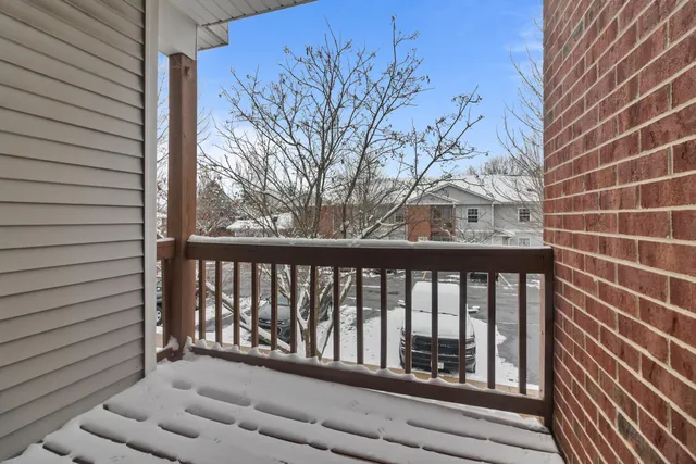 $219,900 | 210 East Remer Road, Unit 202, Elkhorn, WI 53121