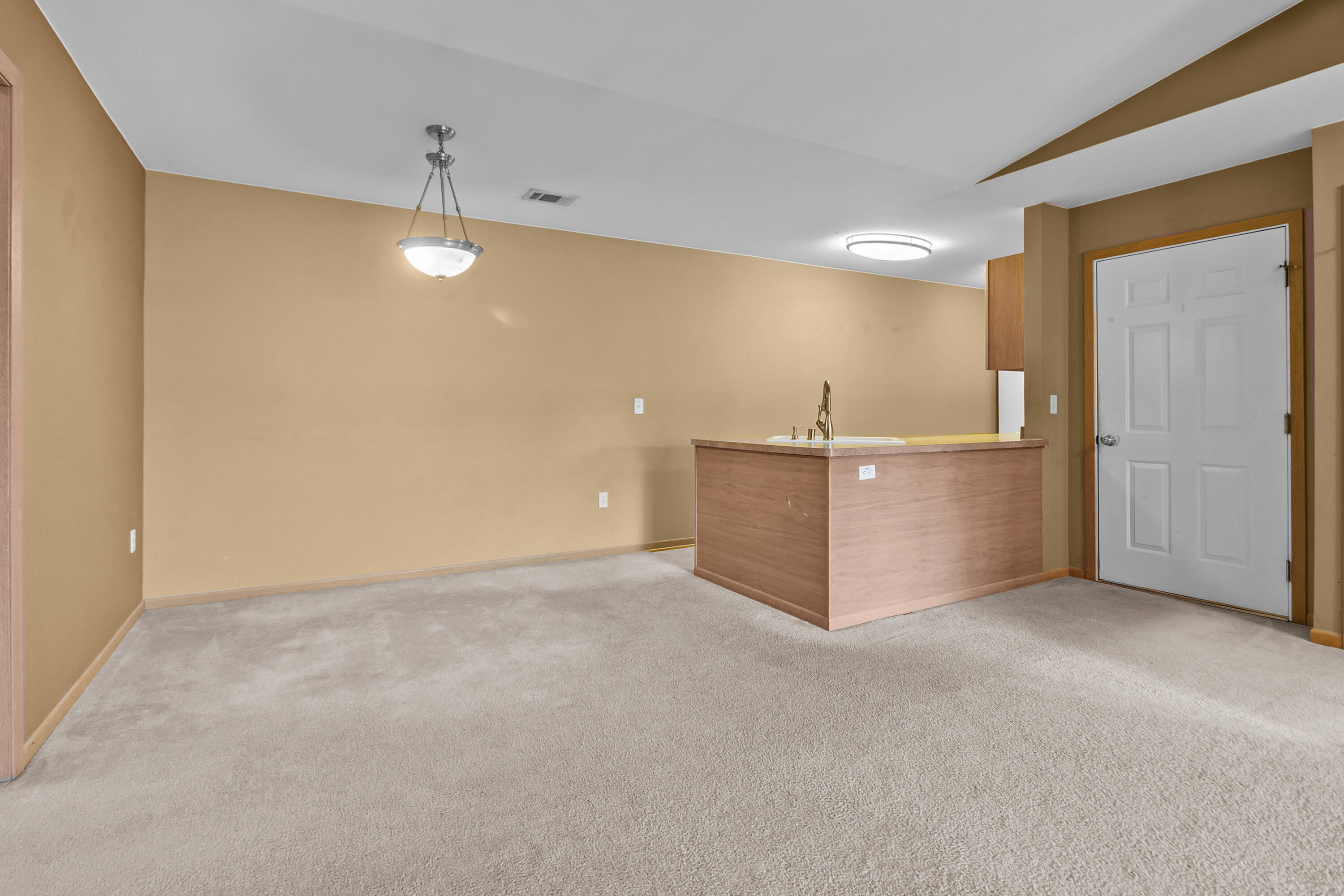 210 East Remer Road, Unit 202 Elkhorn, WI 53121 - Photo 23 of 28 bb9