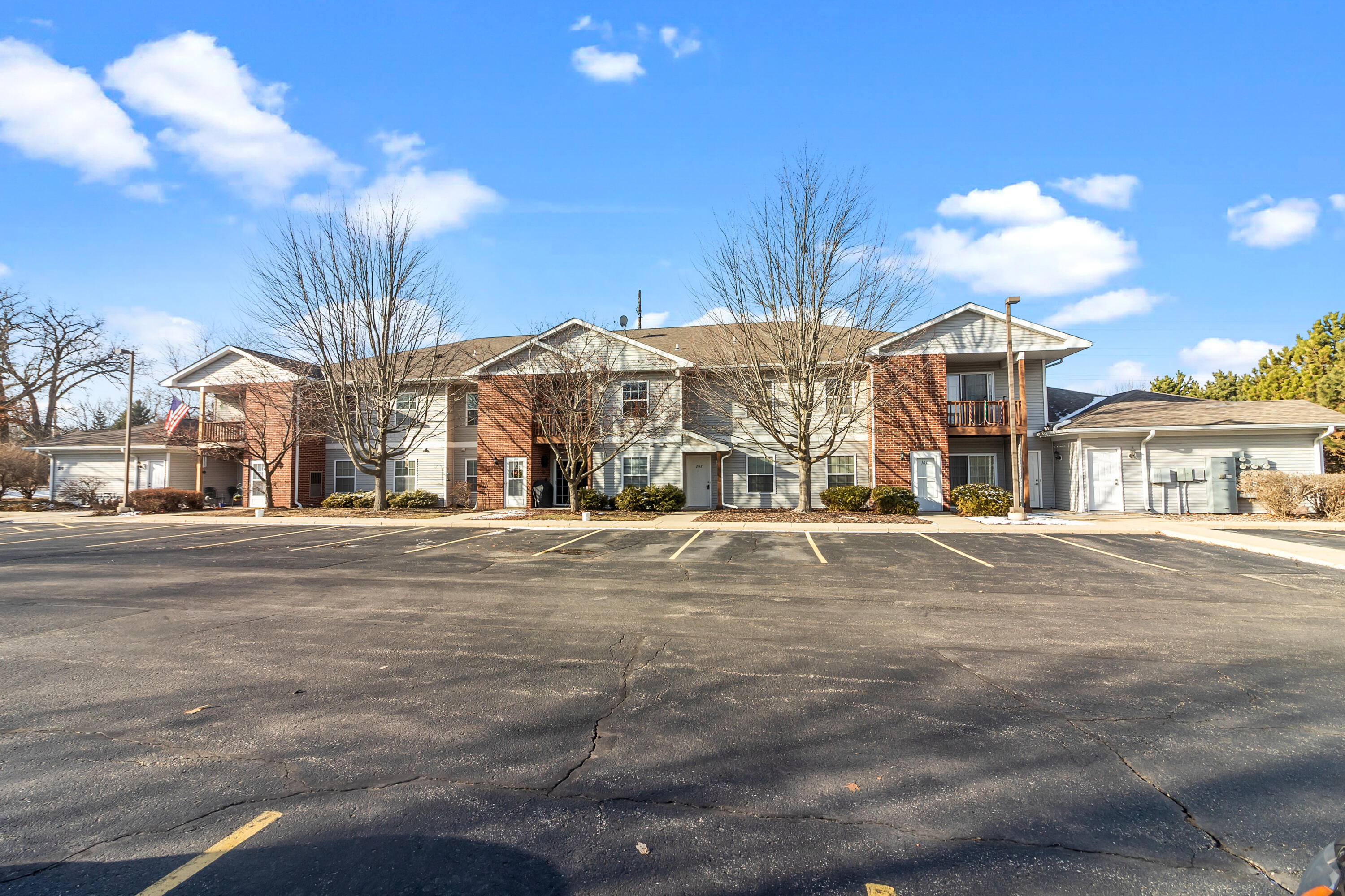 210 East Remer Road, Unit 202 Elkhorn, WI 53121 - Photo 26 of 28 AA3