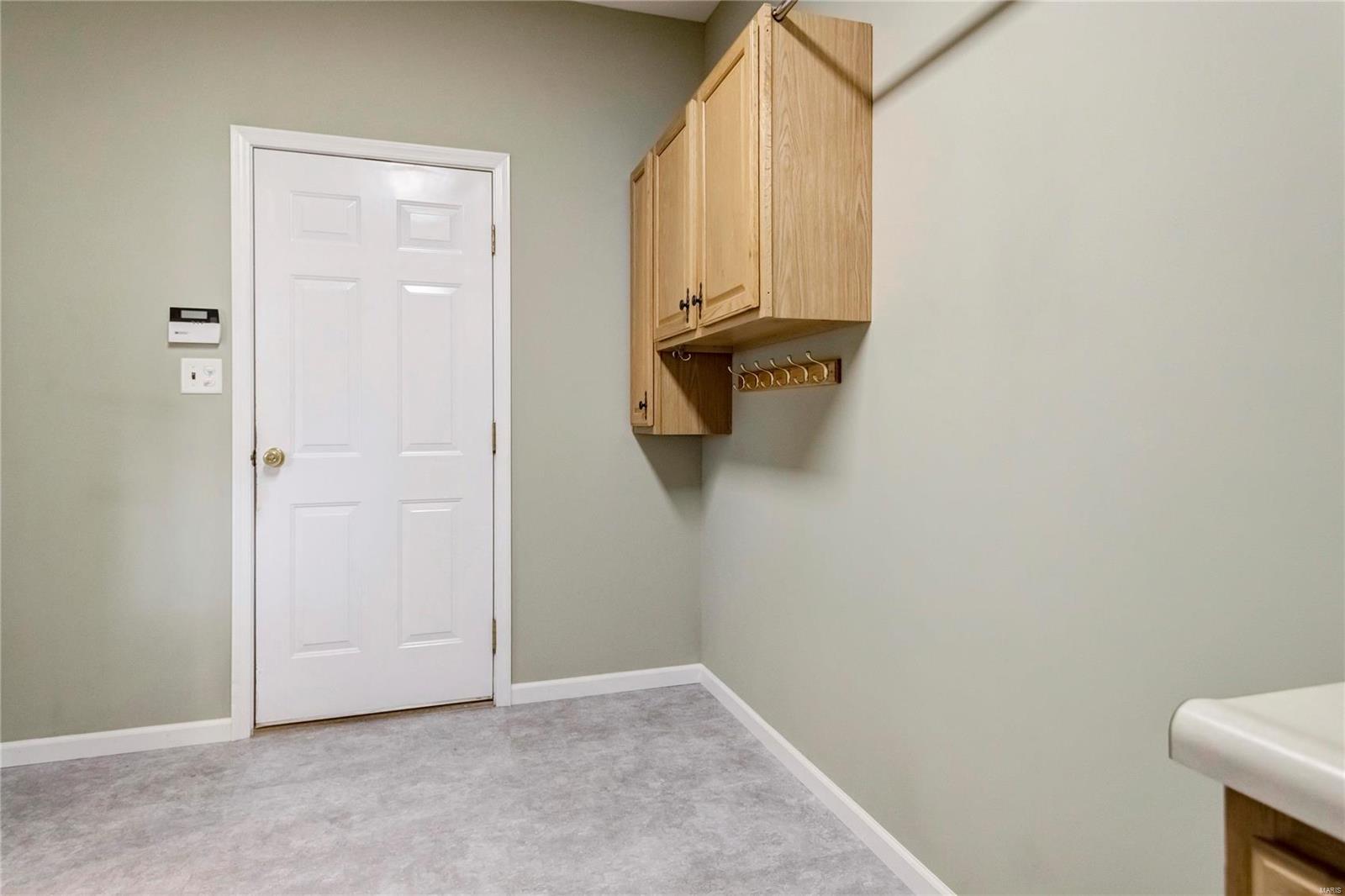 819 Wheaton Way Creve Coeur, MO 63141 - Photo 18 of 44