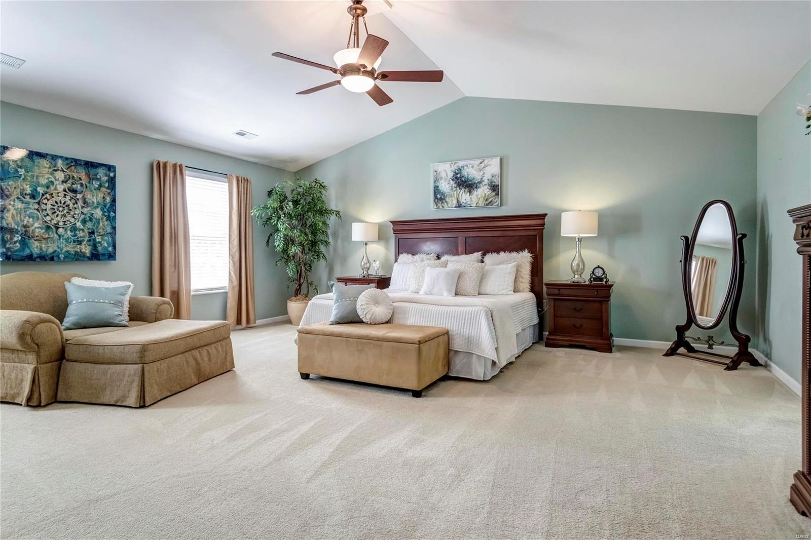 819 Wheaton Way Creve Coeur, MO 63141 - Photo 22 of 44