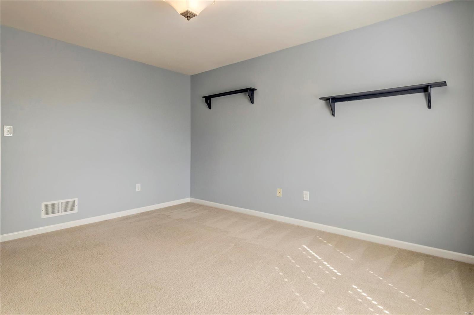 819 Wheaton Way Creve Coeur, MO 63141 - Photo 38 of 44
