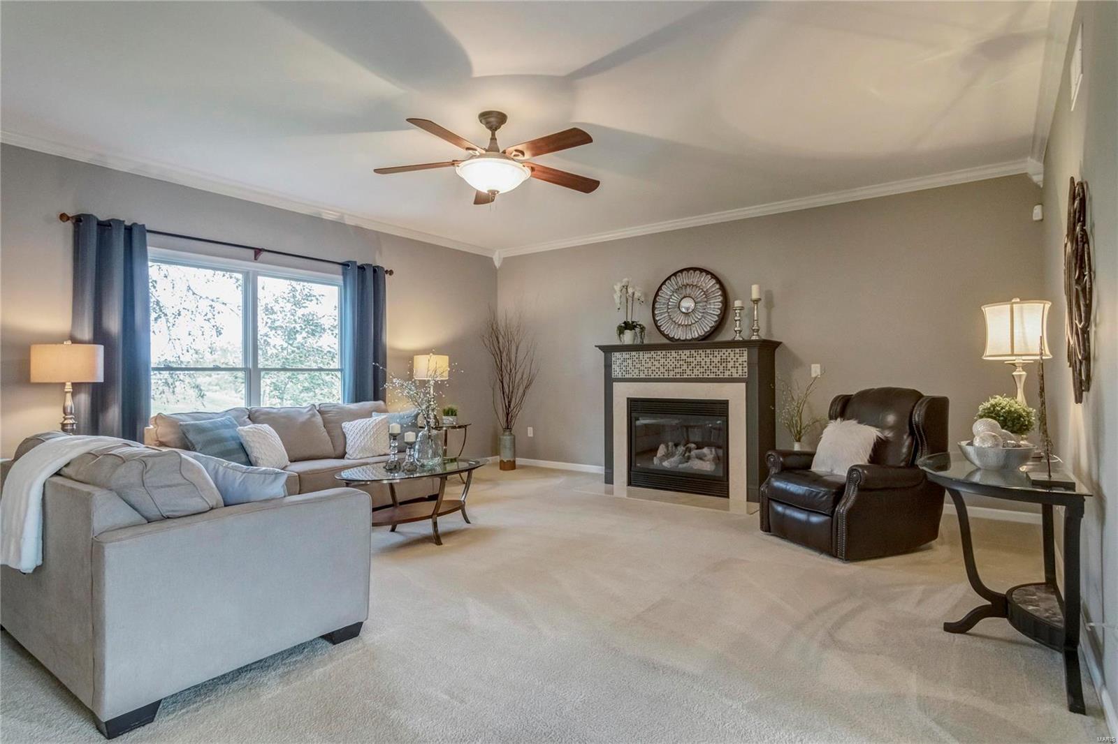 819 Wheaton Way Creve Coeur, MO 63141 - Photo 9 of 44