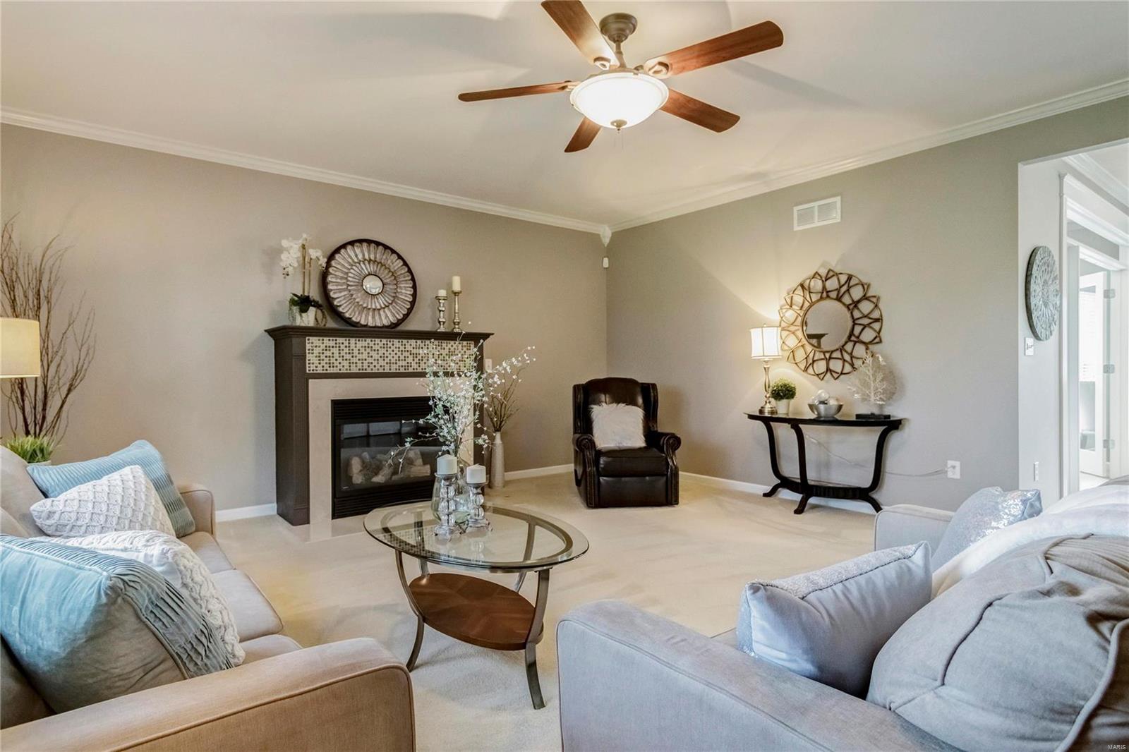 819 Wheaton Way Creve Coeur, MO 63141 - Photo 10 of 44