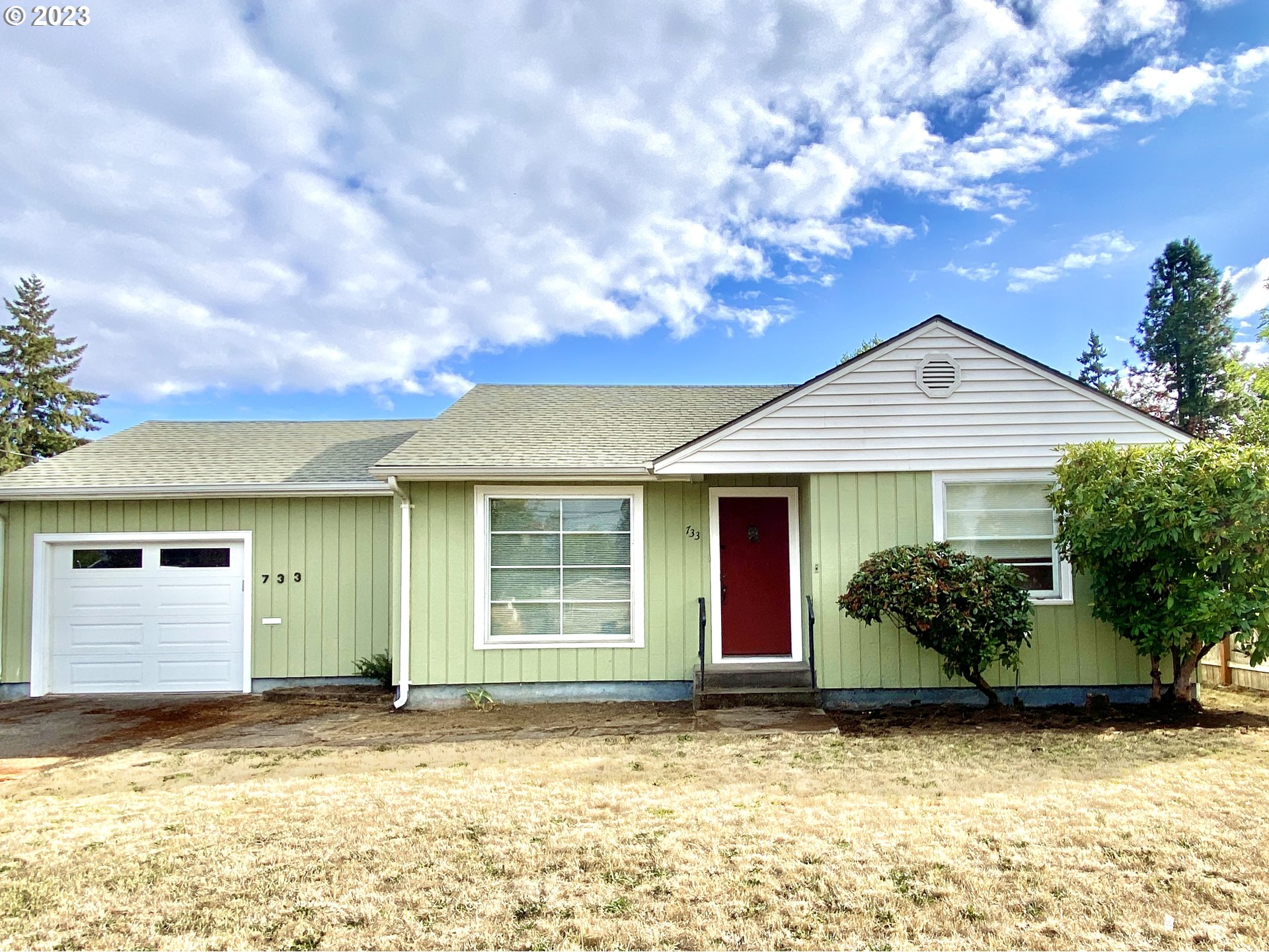 733 Centennial Boulevard Springfield, OR 97477 - Photo 1 of 15