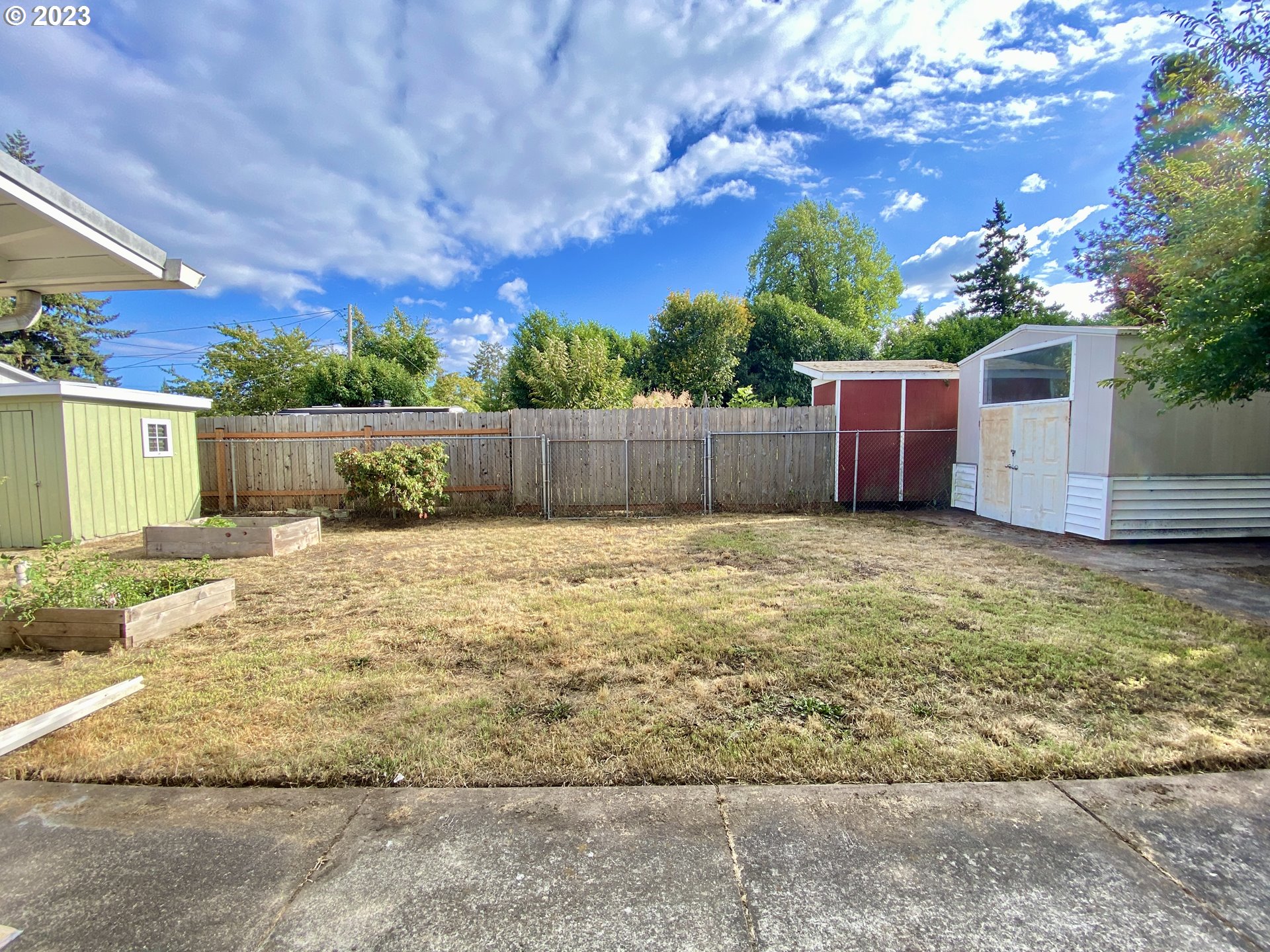 733 Centennial Boulevard Springfield, OR 97477 - Photo 14 of 15 Yard