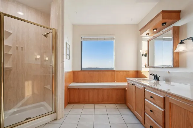 $2,600 | 21009 Fawn Ridge Drive, Lago Vista, TX 78645