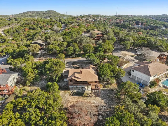 $2,600 | 21009 Fawn Ridge Drive, Lago Vista, TX 78645