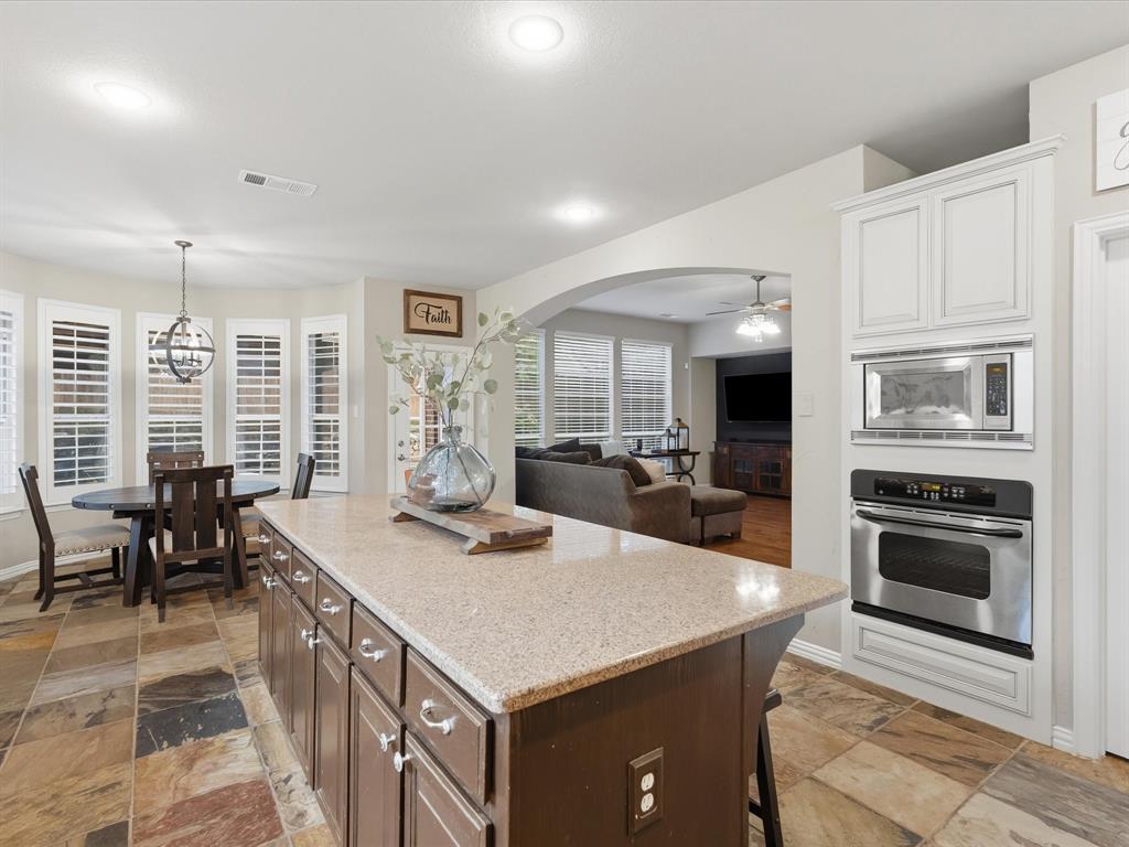 8330 Thatcher Road Lantana, TX 76226 - Photo 10 of 33