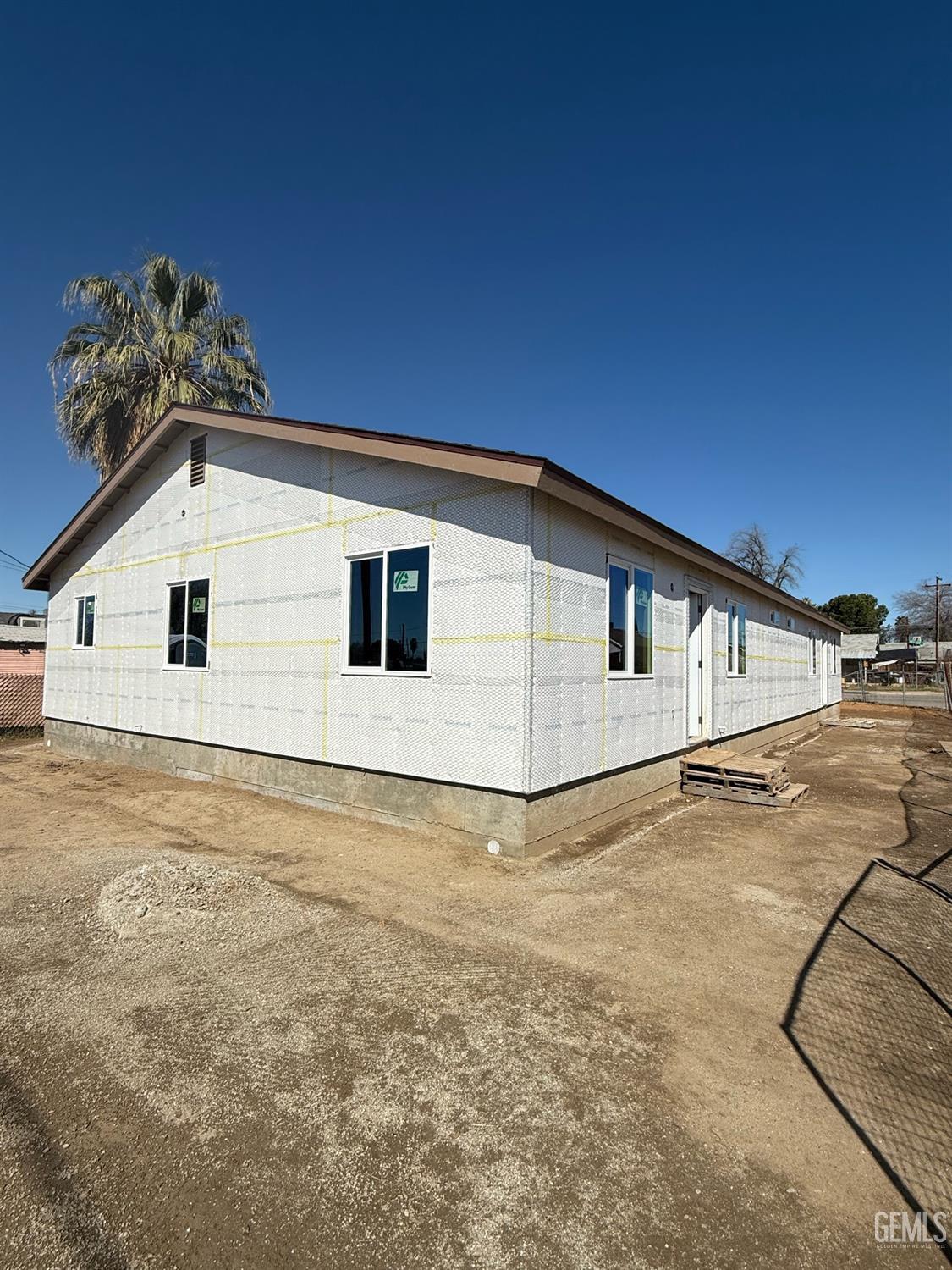 Undisclosed Address Bakersfield, CA 93308 - Photo 2 of 17