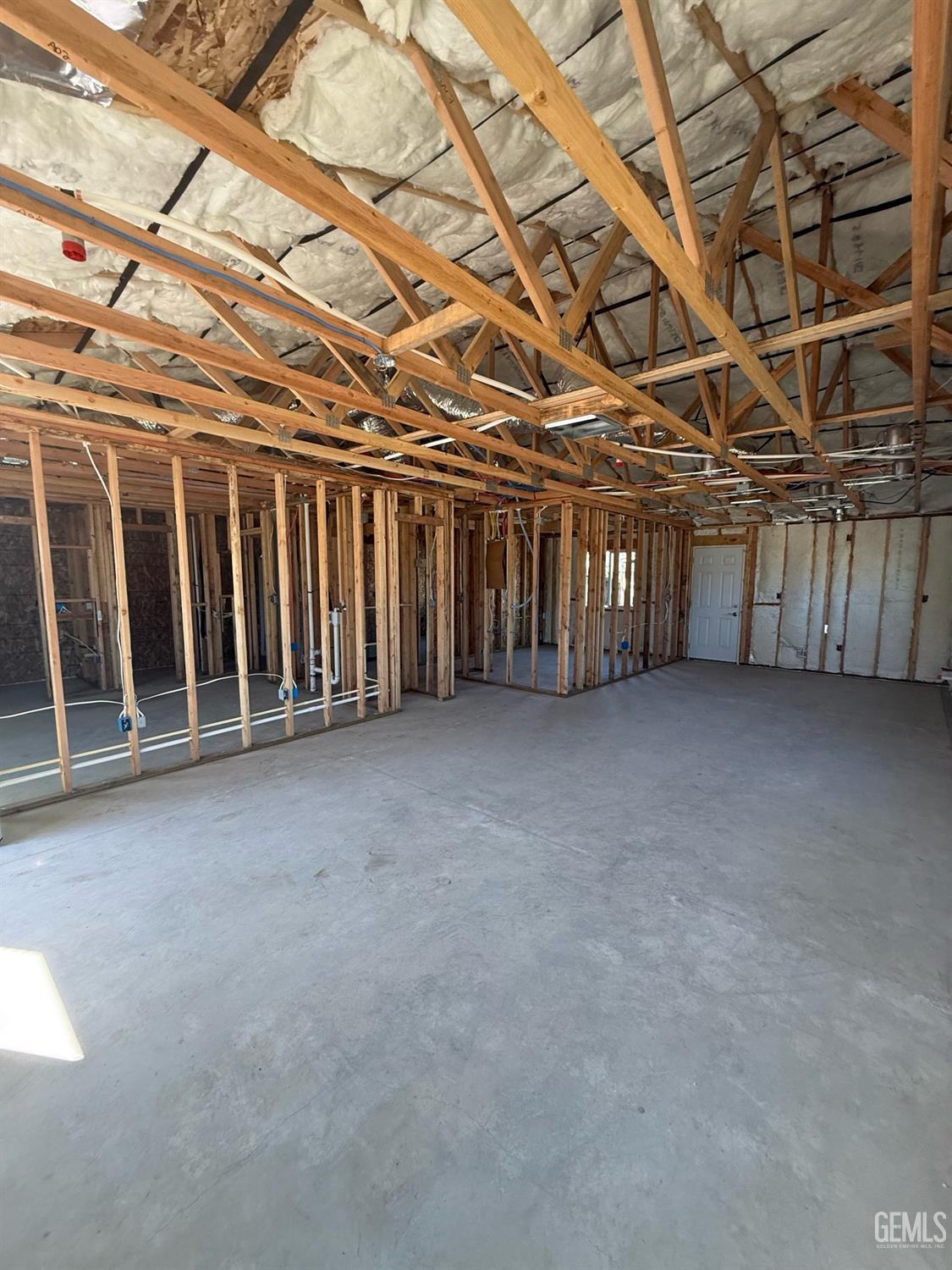 Undisclosed Address Bakersfield, CA 93308 - Photo 5 of 17 a view of an empty room