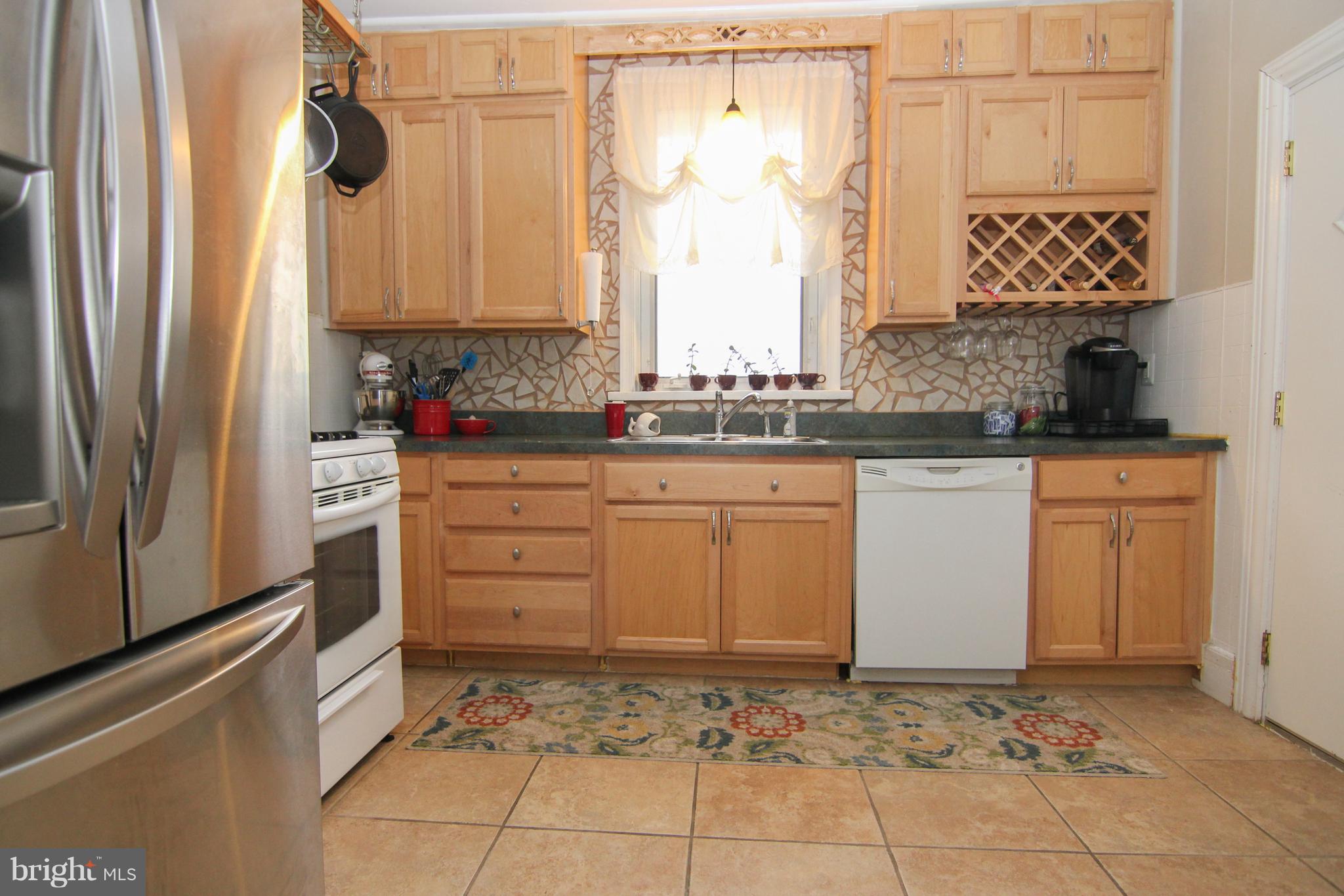 4912 Ross Road Baltimore, MD 21214 - Photo 14 of 31 Kitchen