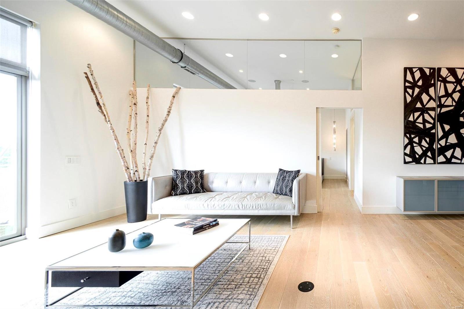 6340 Clayton Road, Unit 407 St. Louis, MO 63117 - Photo 14 of 31