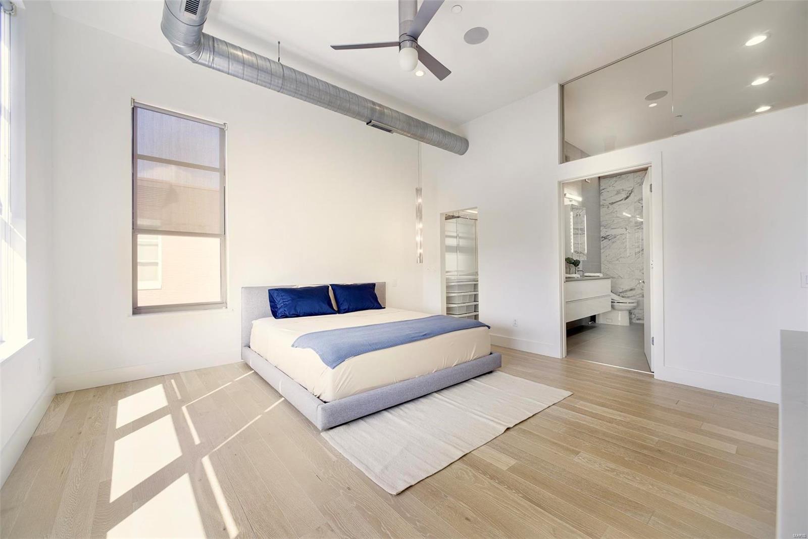 6340 Clayton Road, Unit 407 St. Louis, MO 63117 - Photo 18 of 31