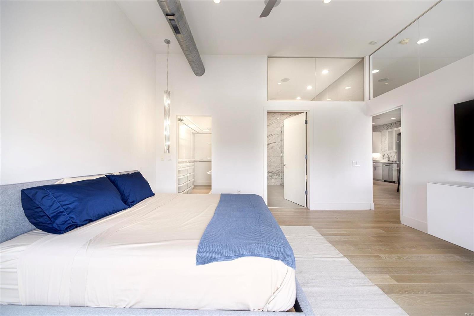 6340 Clayton Road, Unit 407 St. Louis, MO 63117 - Photo 19 of 31