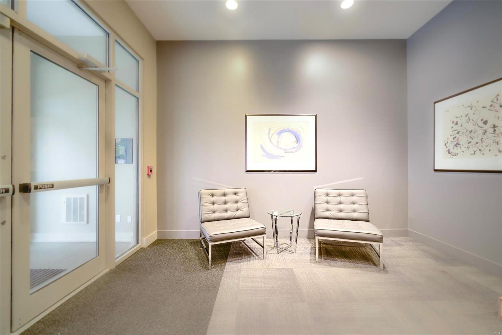 6340 Clayton Road, Unit 407 St. Louis, MO 63117 - Photo 29 of 31