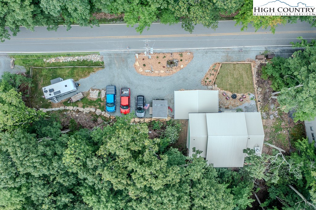 710 Pine Ridge Road Beech Mountain, NC 28604 - Photo 4 of 42