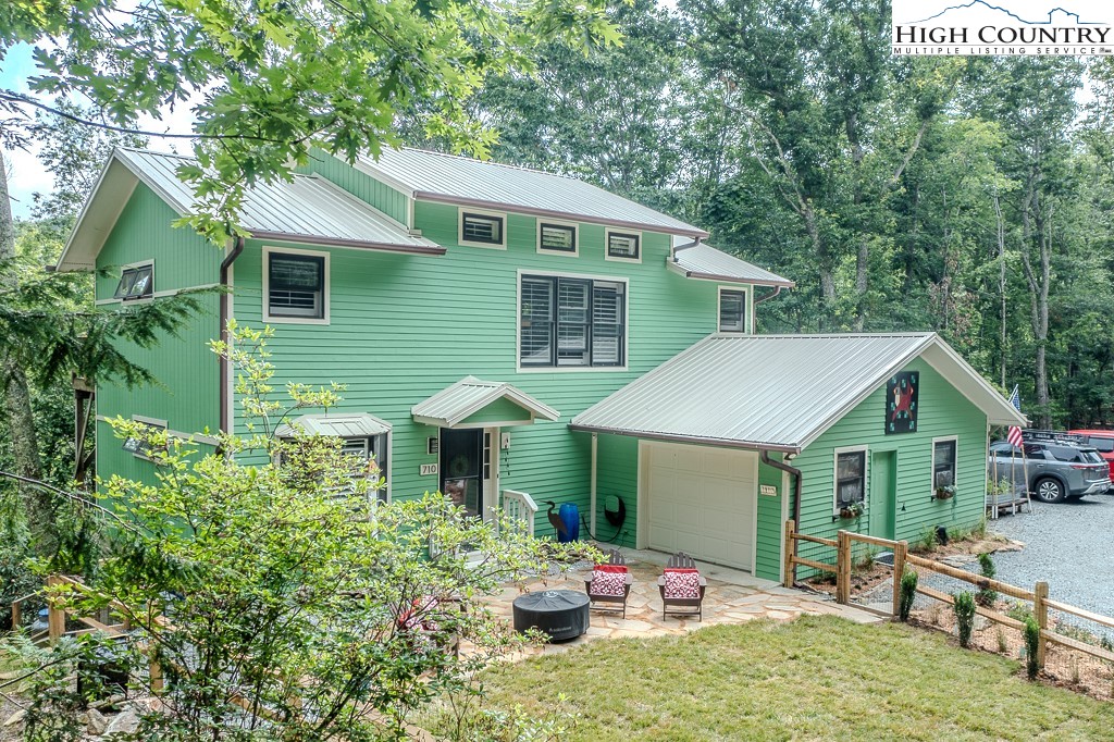 710 Pine Ridge Road Beech Mountain, NC 28604 - Photo 5 of 42