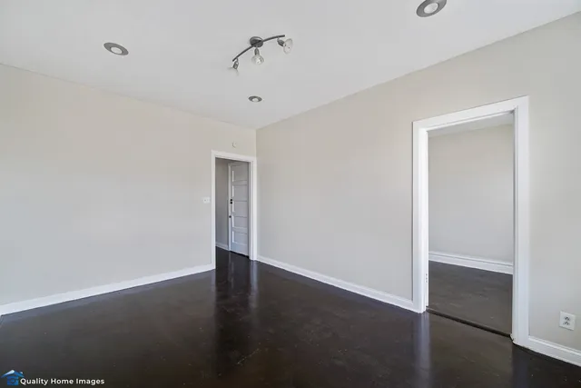 $499,999 | 2701 West 24th Place, Chicago, IL 60608