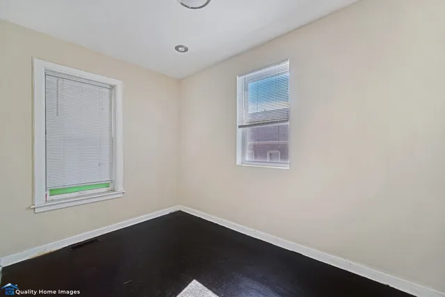 $499,999 | 2701 West 24th Place, Chicago, IL 60608