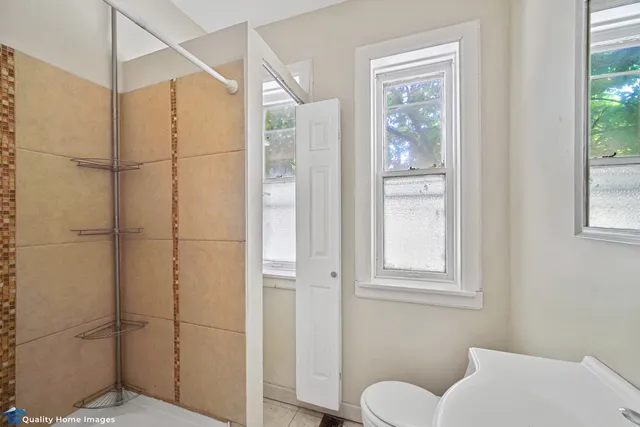 $499,999 | 2701 West 24th Place, Chicago, IL 60608