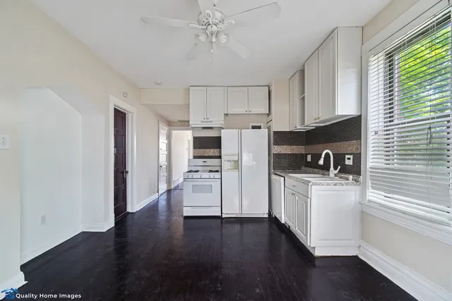 $499,999 | 2701 West 24th Place, Chicago, IL 60608