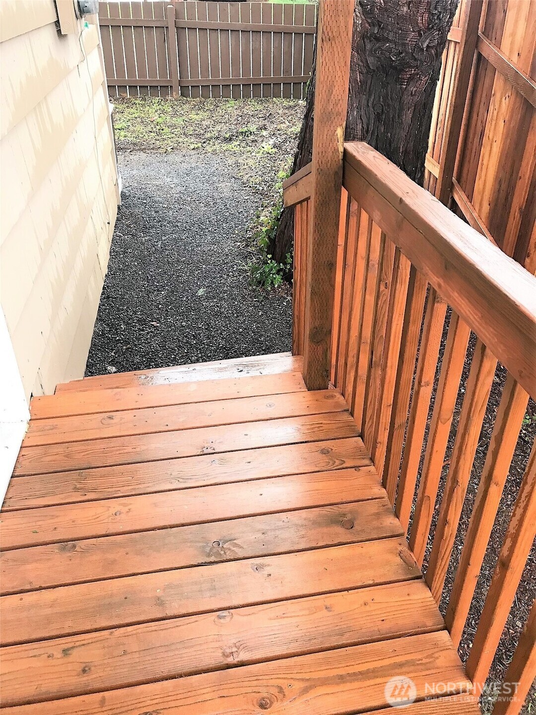 125 Acorn Street Bremerton, WA 98310 - Photo 3 of 20