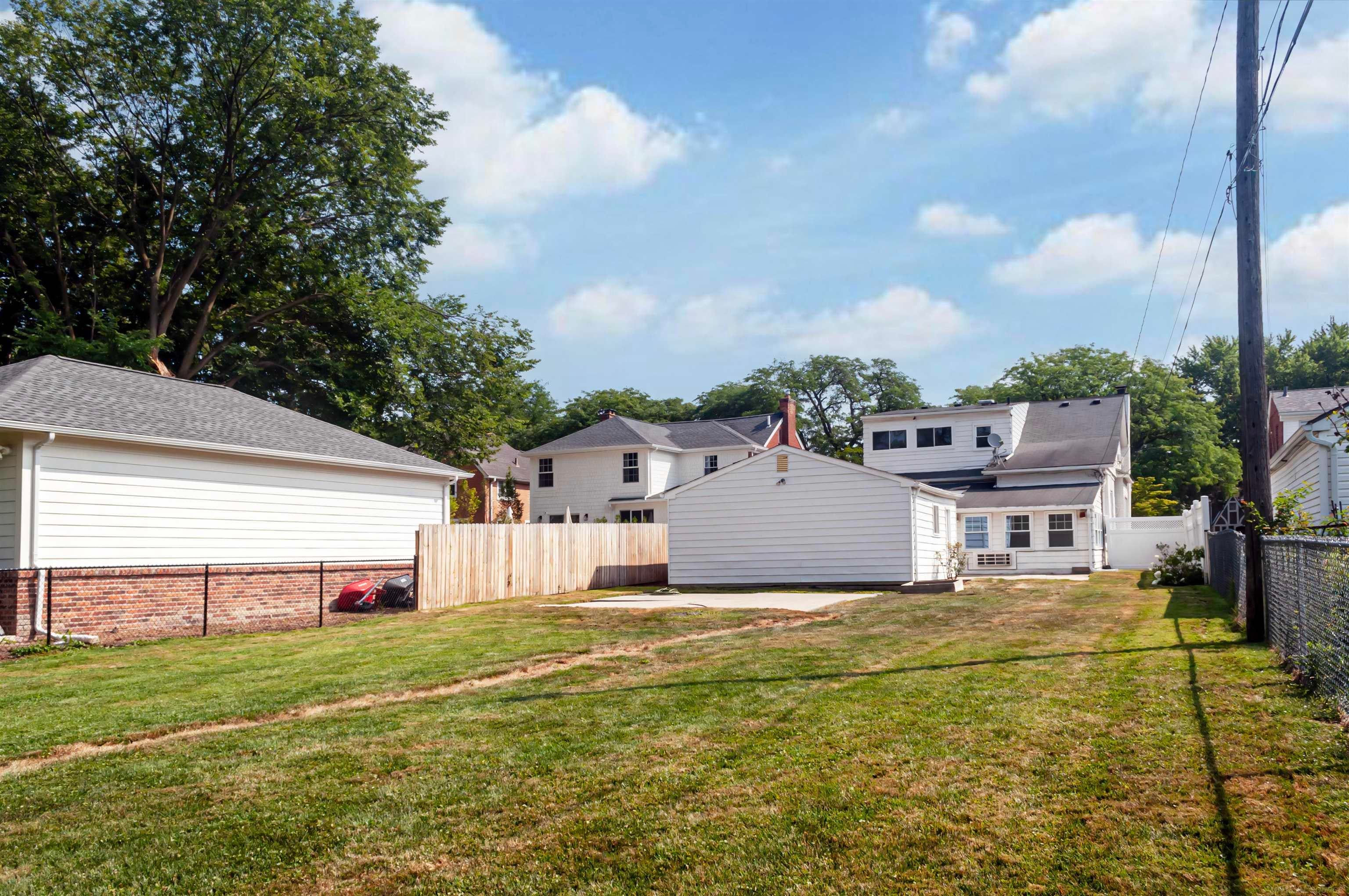 891 Washington Road Grosse Pointe, MI 48230 - Photo 48 of 50 Gallery Image 48