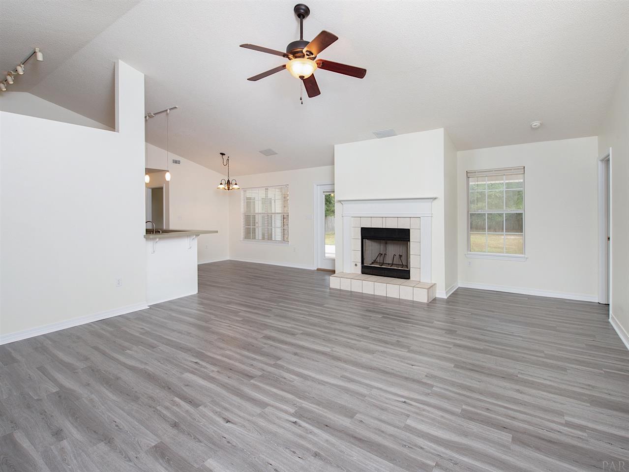 6852 Da Lisa Road Milton, FL 32583 - Photo 8 of 35