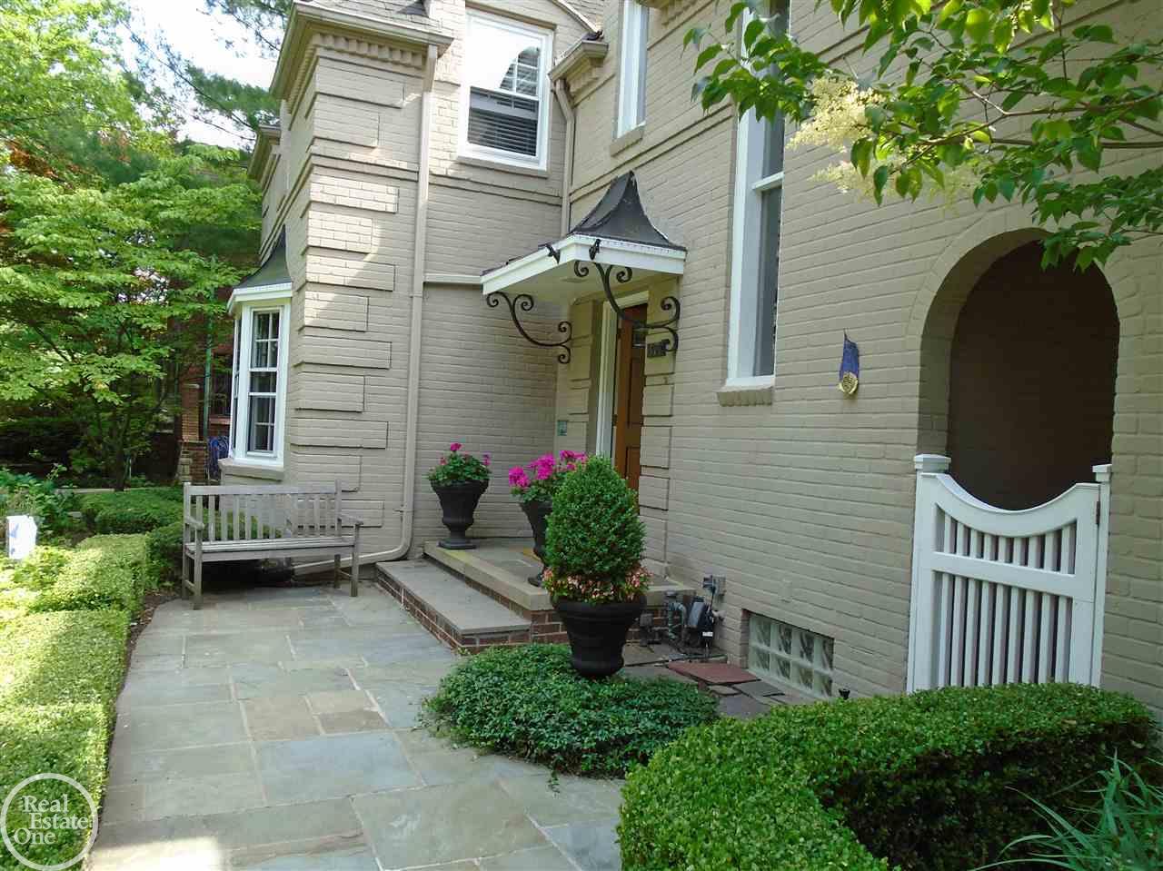 671 Westchester Road Grosse Pointe Park, MI 48230 - Photo 7 of 71