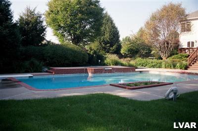 1760 Deer Run Road Bethlehem, PA 18015 - Photo 15 of 22 Gallery Image 15