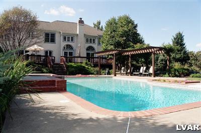 1760 Deer Run Road Bethlehem, PA 18015 - Photo 17 of 22 Gallery Image 17