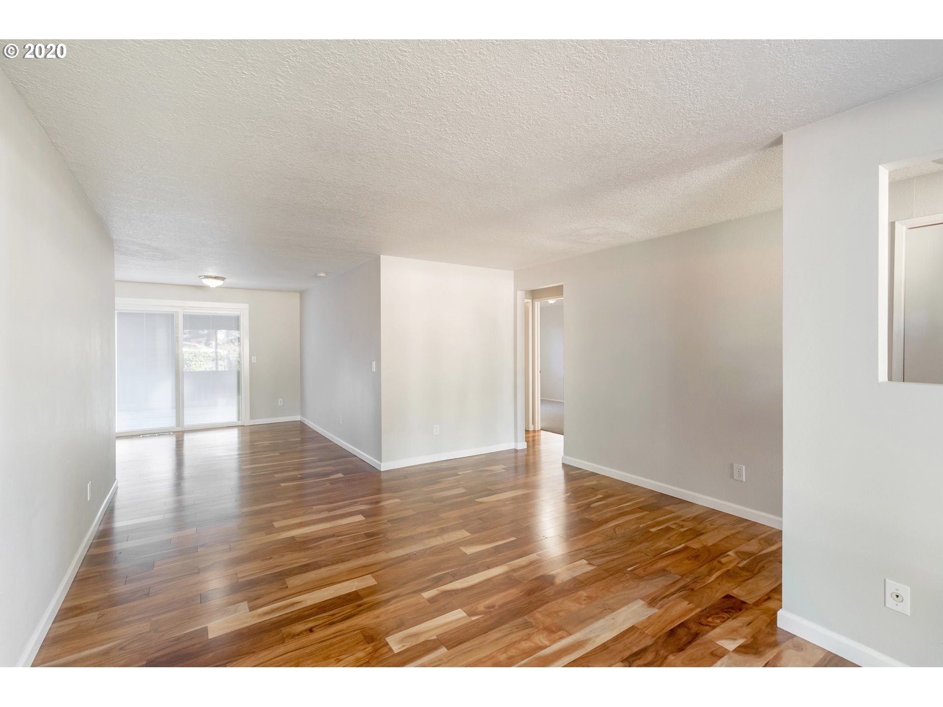 9552 North Edison Street Portland, OR 97203 - Photo 5 of 27 Gallery Image 5