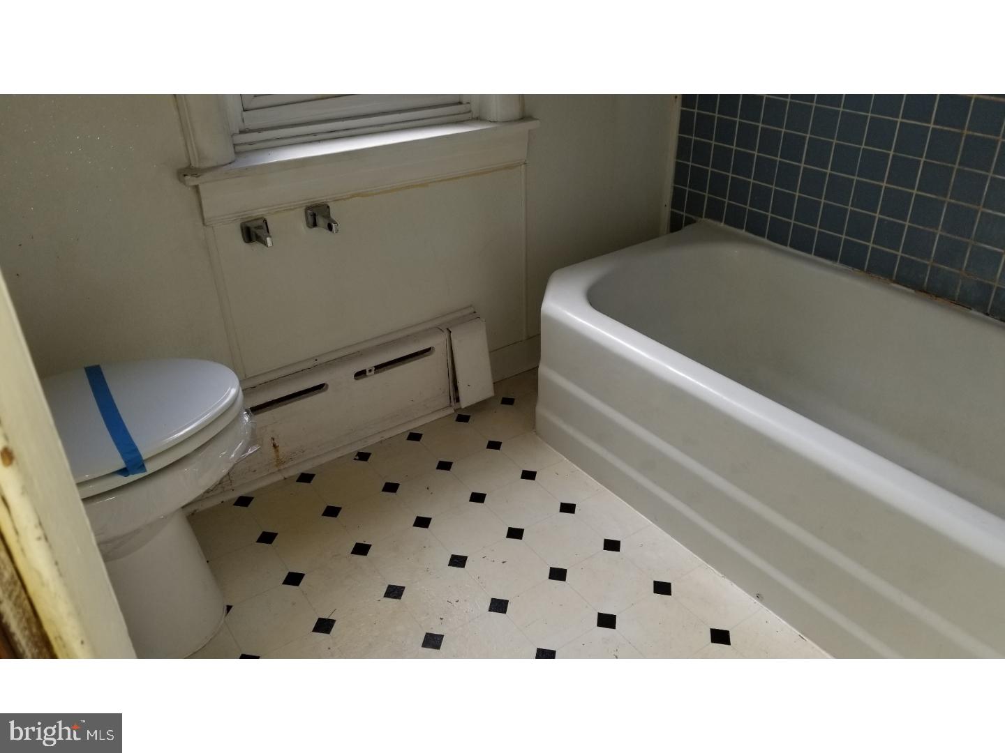 614 Ritter Street Reading, PA 19601 - Photo 7 of 8 Bathroom