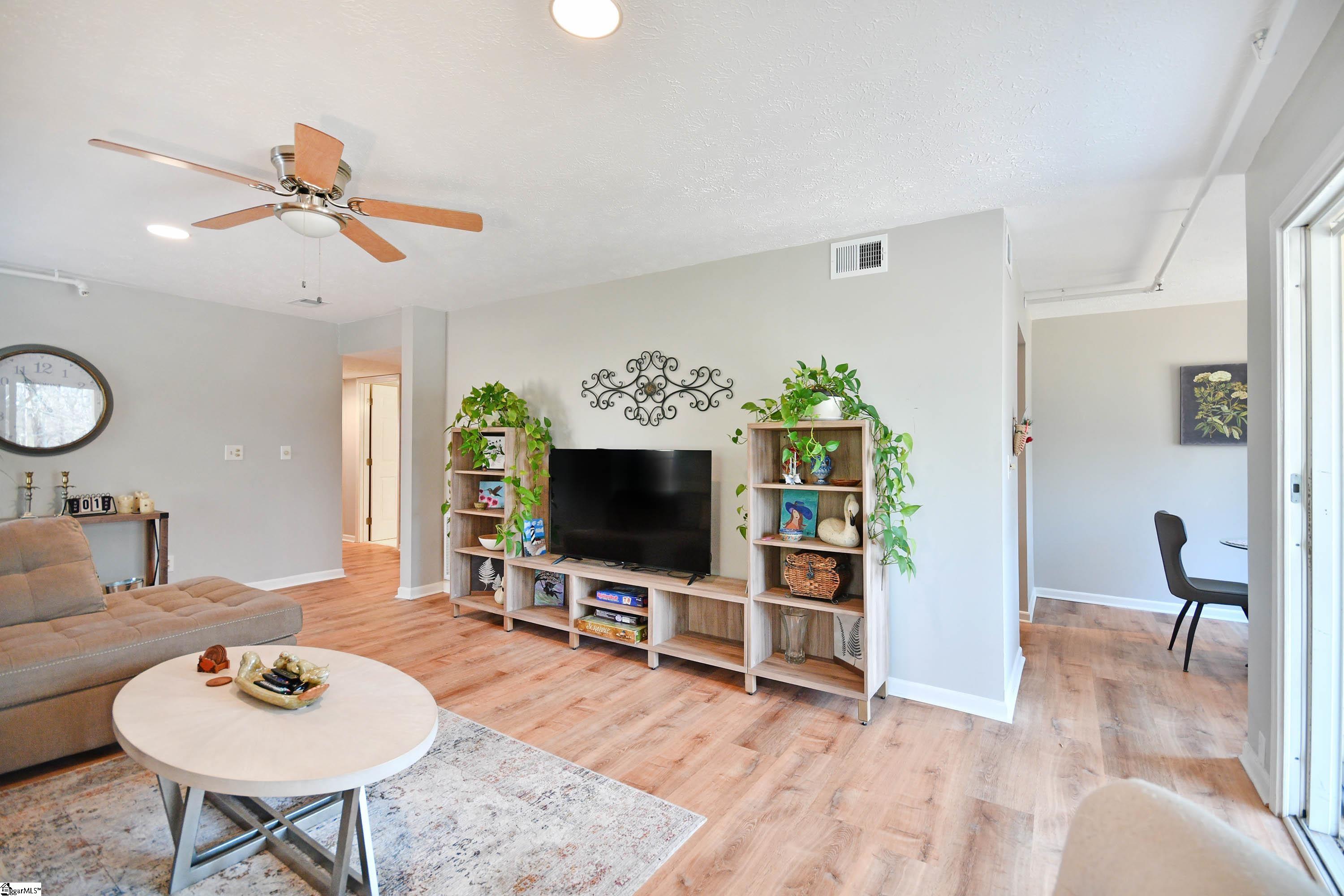 508 Wren Way Greenville, SC 29605 - Photo 12 of 41