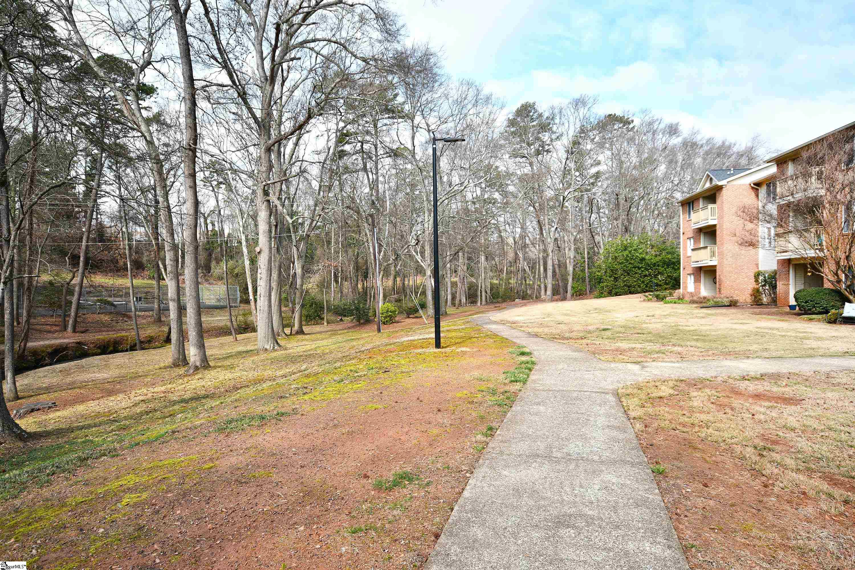 508 Wren Way Greenville, SC 29605 - Photo 29 of 41