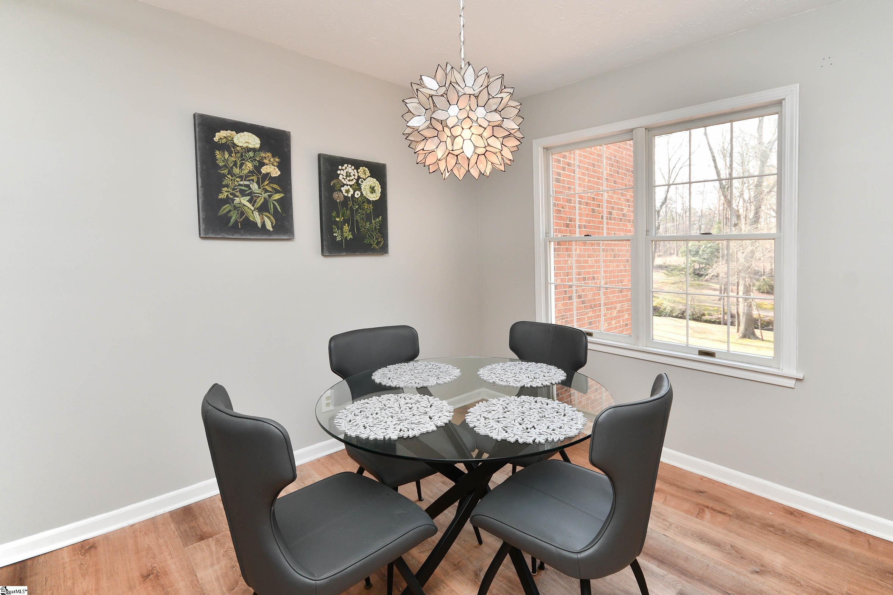 508 Wren Way Greenville, SC 29605 - Photo 8 of 41