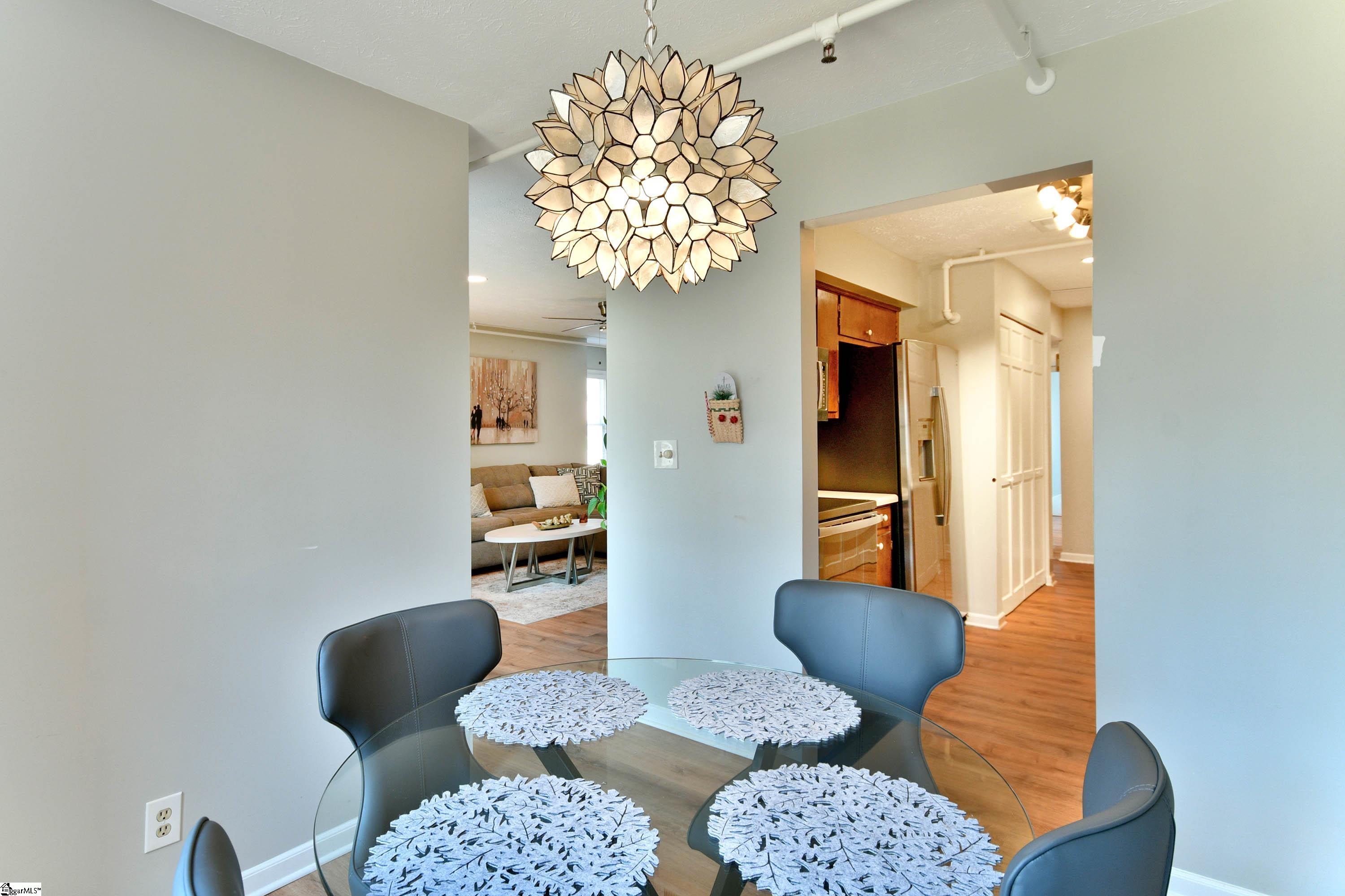 508 Wren Way Greenville, SC 29605 - Photo 10 of 41