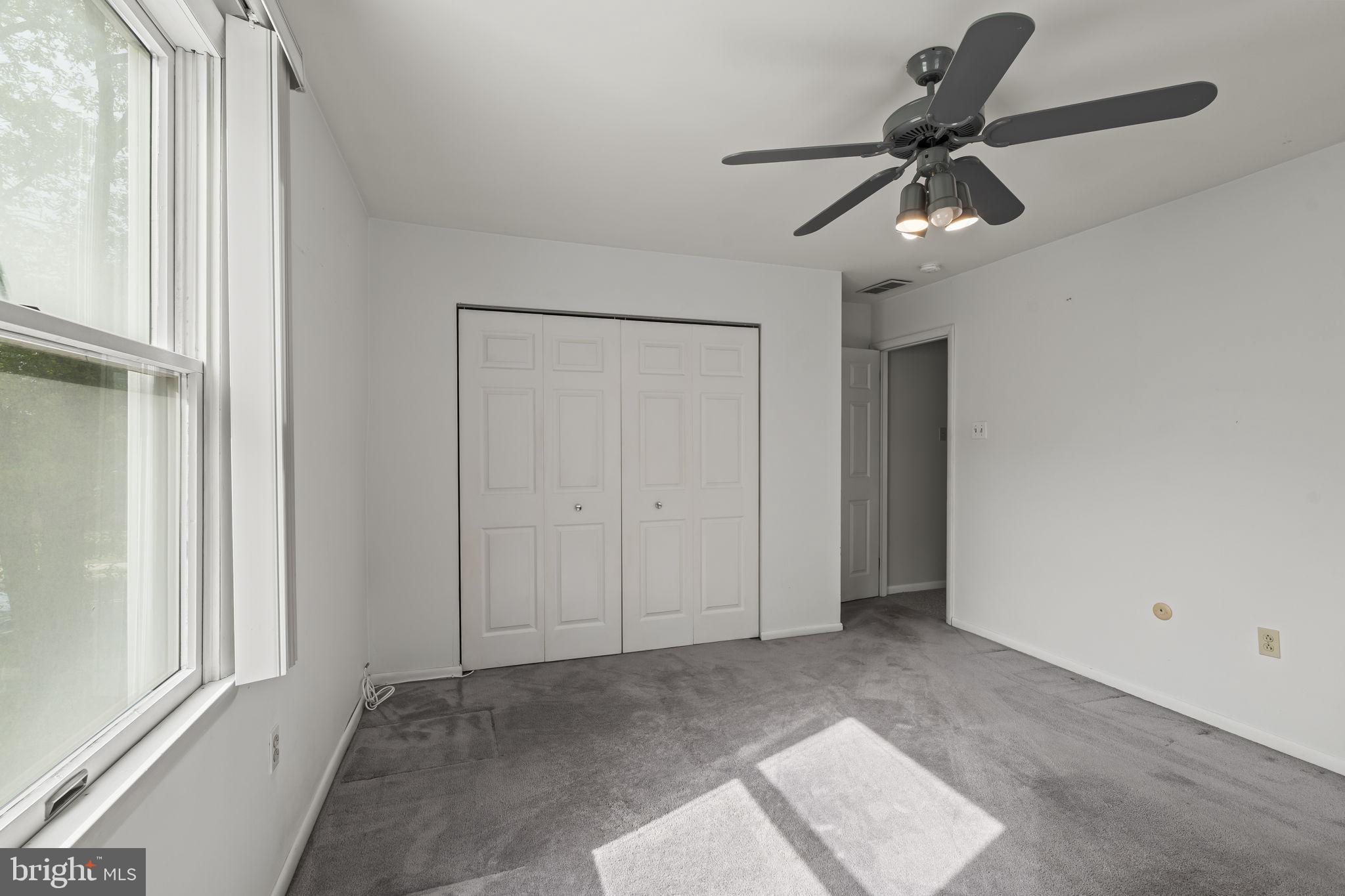 621 South Forklanding Road Maple Shade, NJ 08052 - Photo 38 of 45