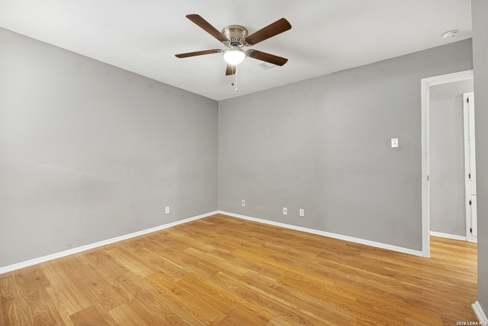 6012 Evers Road Leon Valley, TX 78238 - Photo 3 of 18