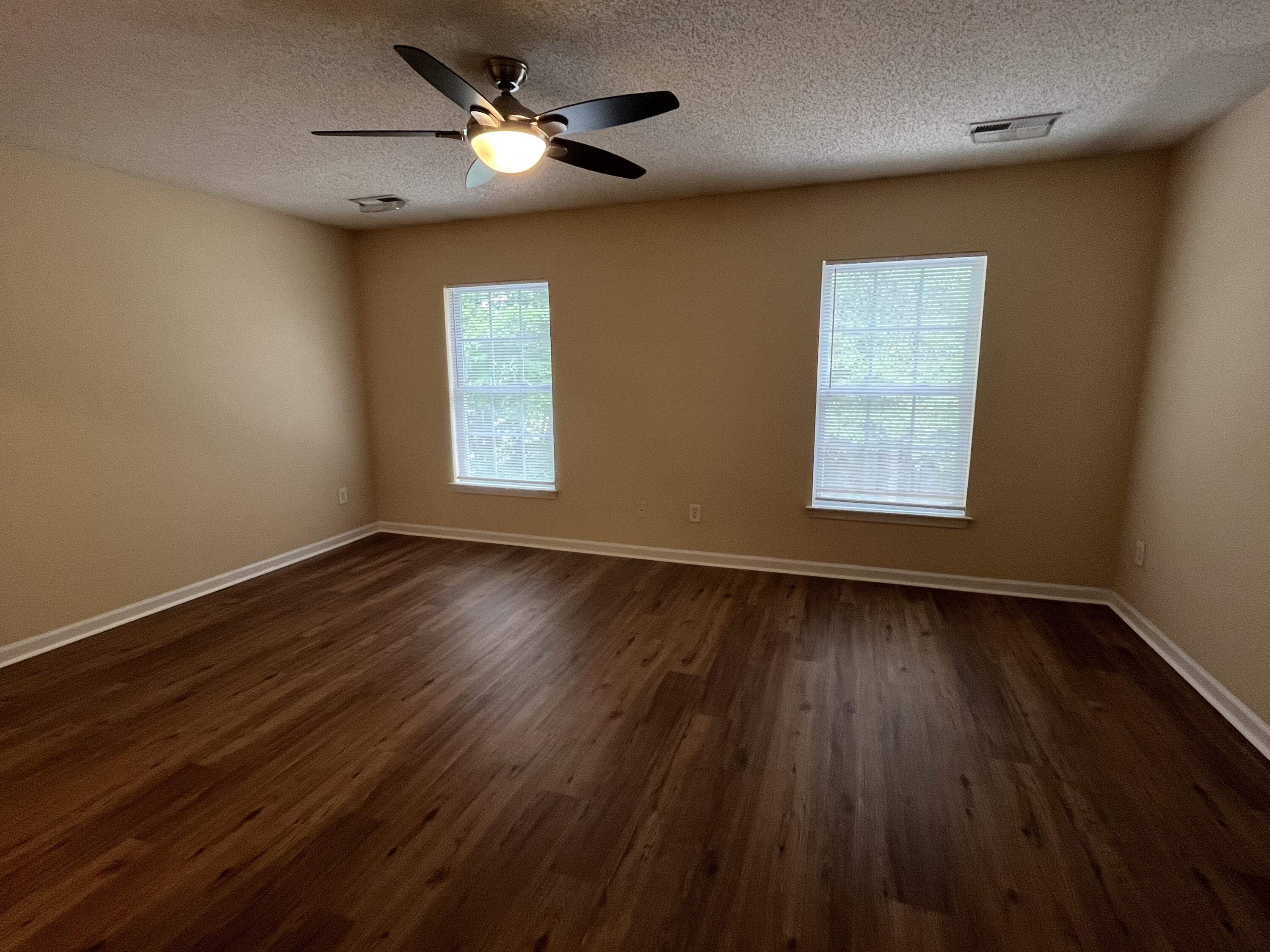 285 Brookshire Road Goose Creek, SC 29445 - Photo 9 of 14 285.9