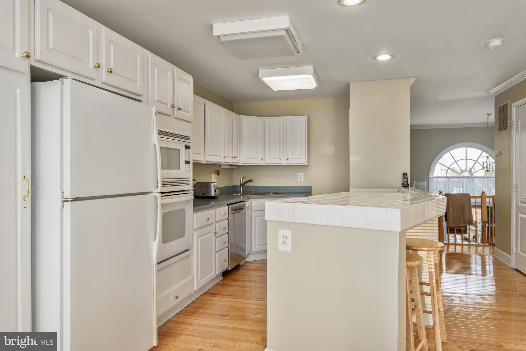 105 Rivanna Terrace Southwest Leesburg, VA 20175 - Photo 10 of 30 Kitchen