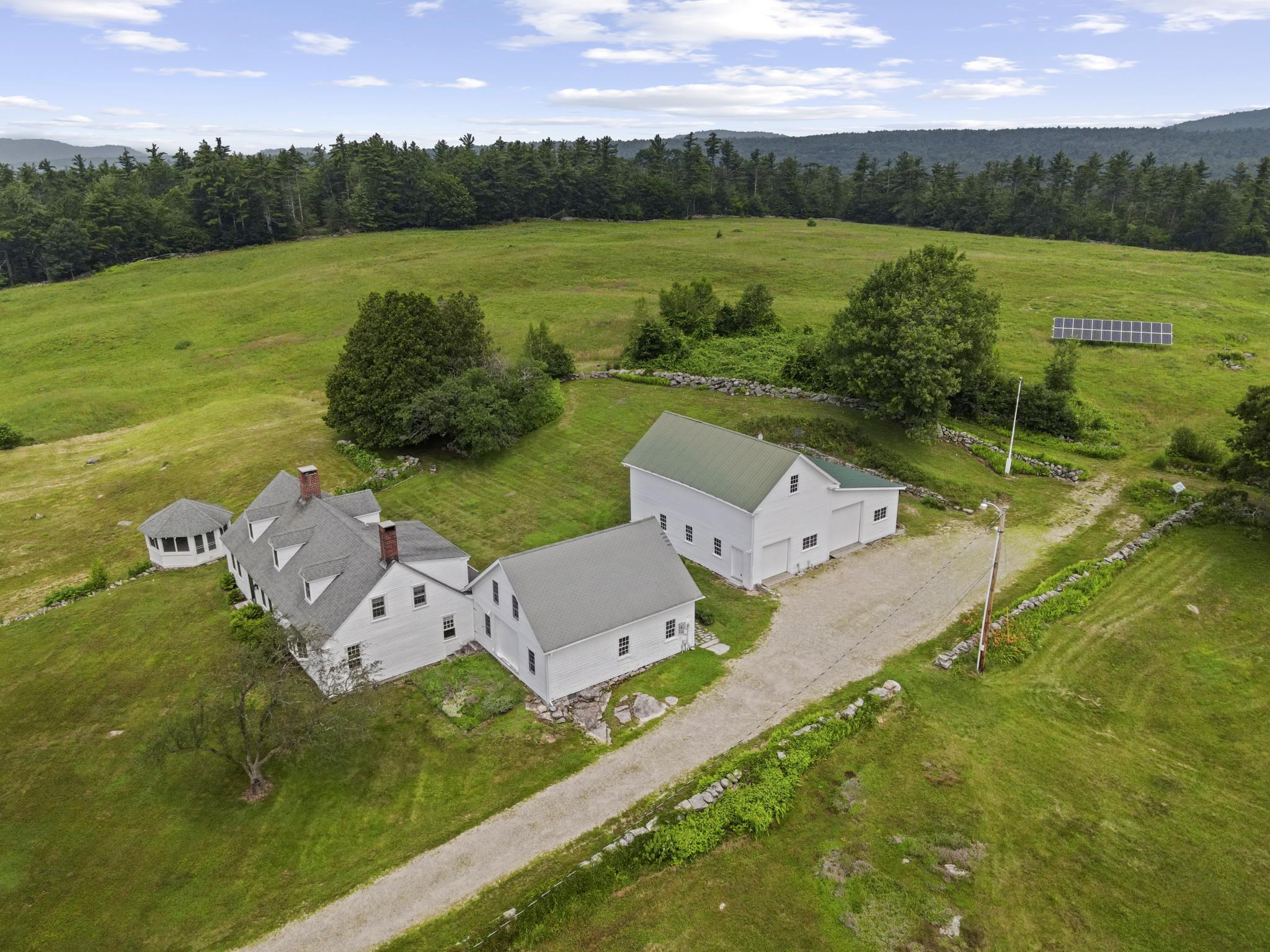 603 Stoneham Road Wolfeboro, NH 03894 - Photo 3 of 40