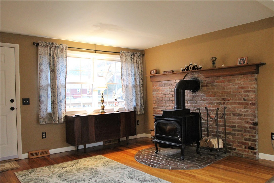 25 Old Tunk Hill Road Scituate, RI 02825 - Photo 6 of 20