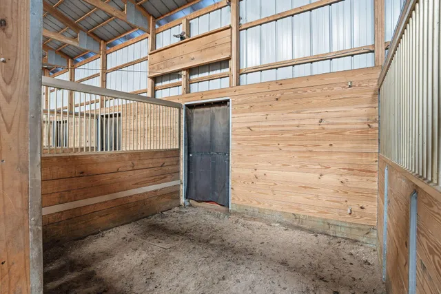 $899,900 | 12998 Maxwell Road, Chisago City, MN 55013